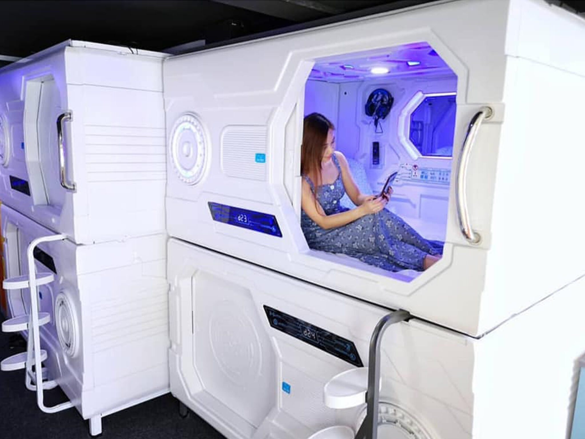 Space-themed Capsule Hotel Galaxy Pods - tdmag.sg